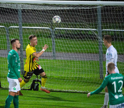 IFK Hässleholms Philip Tobias Berndt jubla över 0-1 i