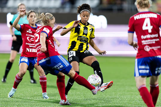 Vittsjös Nellie Persson och Häckens Felicia Schröder