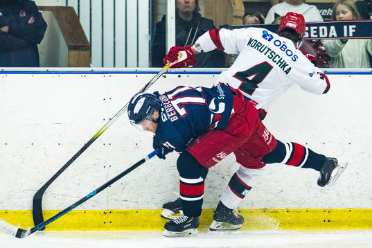 Åsedas Alexander Berglund och HA74s Marcus Korutschka