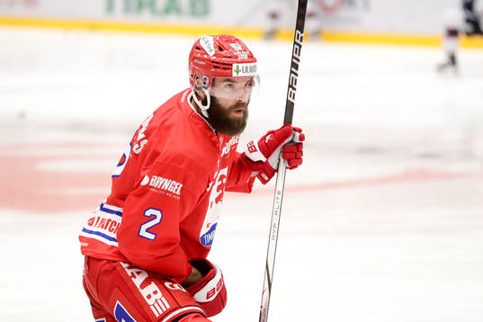 Timrås Per Svensson innan ishockeymatchen i SHL mellan