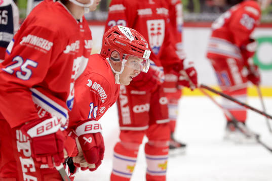 Timrås Erik Andersson innan ishockeymatchen i SHL mellan