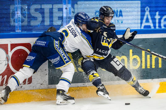 Leksands Fred Nilsson och HV71s Radan Lenc