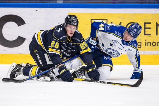 HV 71s Tommi Tikka och Leksands IFs Carter Ashton
