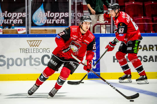 Malmö Redhawks Janne Kuokkanen värmer upp innan