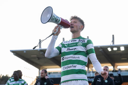 Västerås SKs Patric Åslund jublar