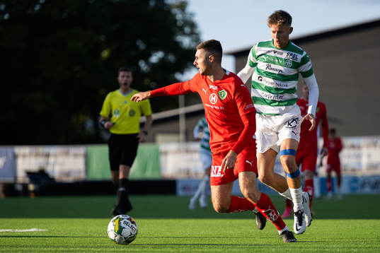 Jönköpings Södras Marko Nikolic och Västerås SKs