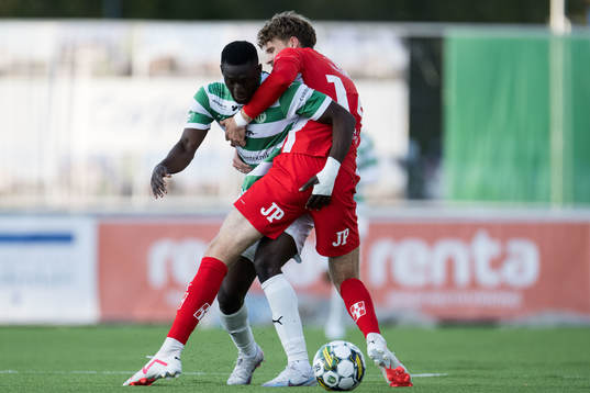 Västerås SKs Ibrahim Yalatif Diabaté och Jönköpings