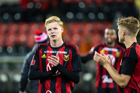 Östersunds Malcolm Stolt jublar