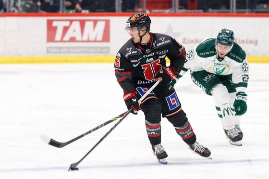 Örebros Samuel Johannesson och Färjestads Per Åslund