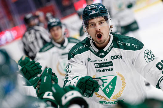 Färjestads David Tomasek jublar