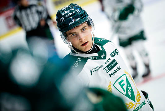 Färjestads Joel Nyström jublar