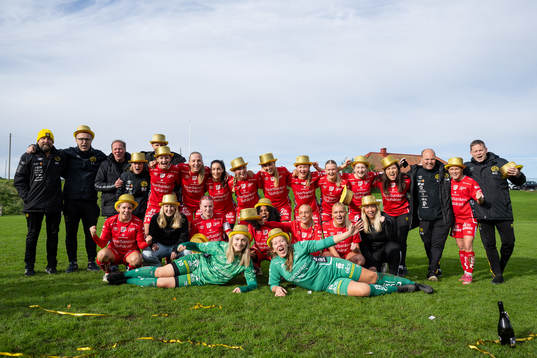 Elfsborgs spelare och ledare firar seriesegern