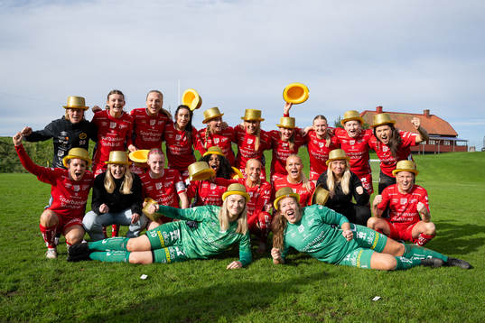 Elfsborgs spelare och ledare firar seriesegern