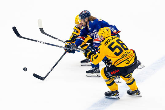 Växjös Adam Brodecki och Skellefteås Oskar Nilsson
