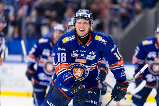 Växjös Marcus Sylvegård jublar