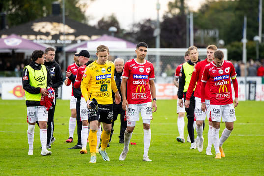 Degerfors spelare deppar