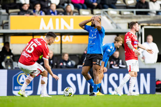 Halmstads Phil Ofosu-Ayeh deppar