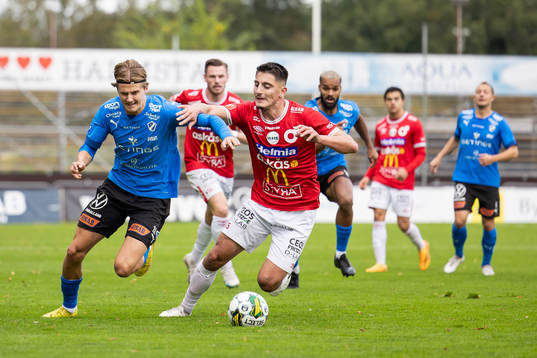 Halmstads Erik Ahlstrand och Degerfors Seid Korac