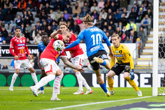 Degerfors målvakt Sondre Lovseth Rossbach