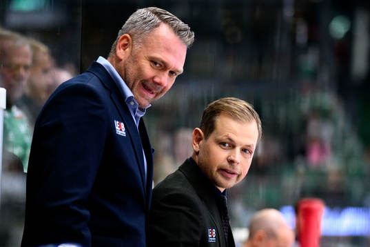Oskarshamns assisterande tränare Mikael Holmqvist och