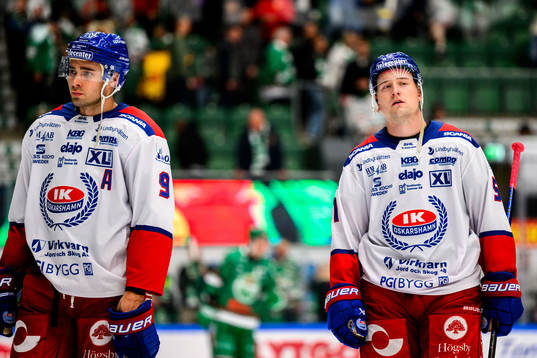Oskarshamns Ahti Oksanen och Alexander Anderberg deppar