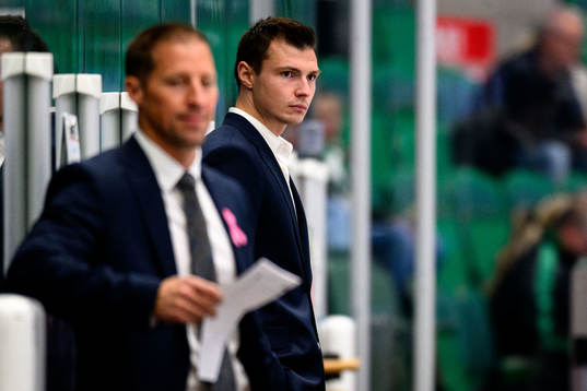 Rögles assisterande tränare Max Bohlin
