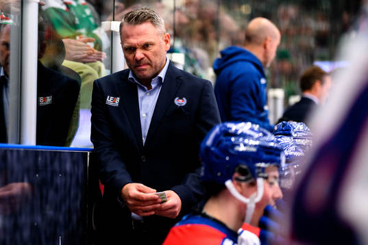 Oskarshamns assisterande tränare Mikael Holmqvist