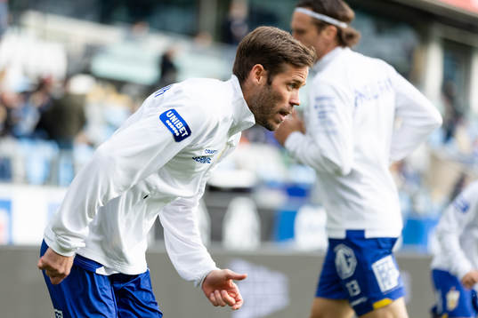 IFK Göteborgs Emil Salomonsson innan fotbollsmatchen i