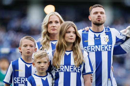 Marcus Berg med familj innan fotbollsmatchen i Allsvenskan