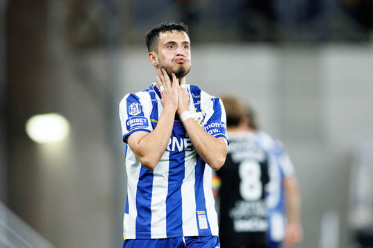IFK Göteborgs Astrit Selmani deppar