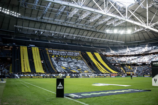 AIKs supportar med tifo