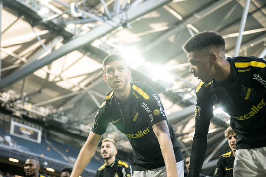 AIKs Anton Salétros jublar