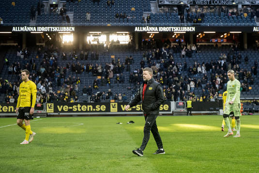 Mjällbys tränare Anders Torstensson deppar