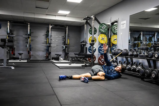Leksands Jon Knuts innan ishockeymatchen i SHL mellan