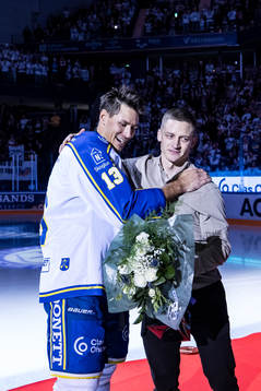 Leksands Jon Knuts hyllas för klubbrekord flest antal