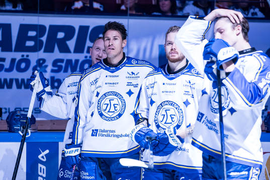 Leksands Jon Knuts innan ishockeymatchen i SHL mellan