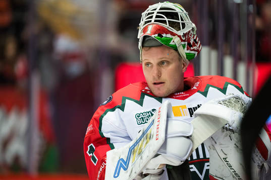 Frölundas målvakt Lars Johansson deppar