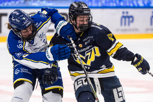 Leksands Ella Albinsson och HV71s Mira Jungåker