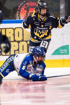 Leksands Nathalie Lidman och HV71s Sanni Hakala