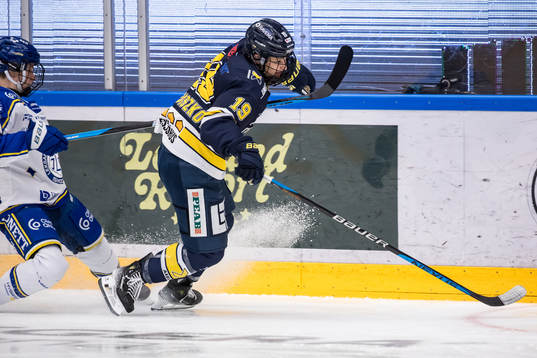 HV71s Klara Seroiszkova