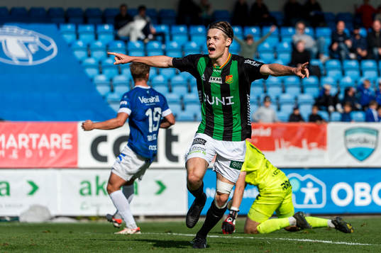 Bläddra bland fler bilder av Fotboll, Superettan, Trelleborg - GAIS