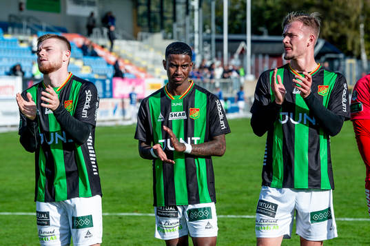GAIS spelare jublar