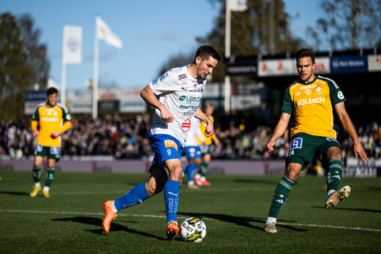 Värnamos Oscar Johansson och IFK Norrköpings Anton