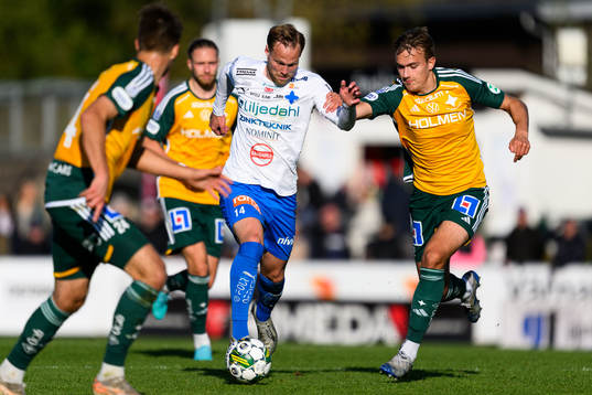 Värnamos Gustav Engvall och IFK Norrköpings Jesper