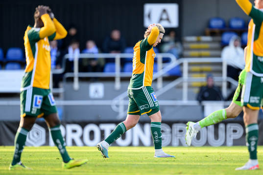 IFK Norrköpings Daniel Fritz Eid deppar