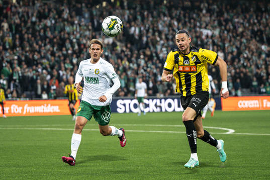 Hammarbys Markus Karlsson och Häckens Amor Layouni