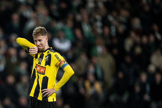 Häckens Simon Gustafson deppar
