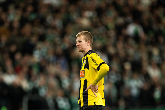 Häckens Simon Gustafson deppar