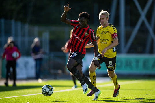 Brommapojkarnas Zeidane Inoussa och Elfsborgs Simon Hedlund