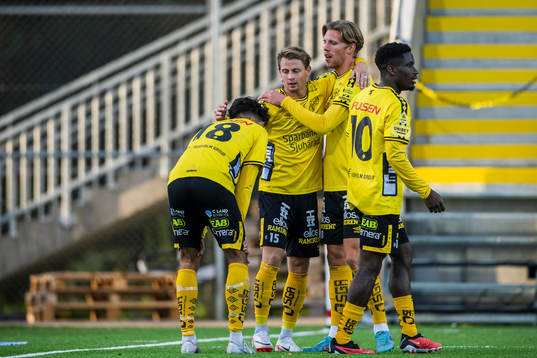 Elfsborgs Simon Hedlund jublar